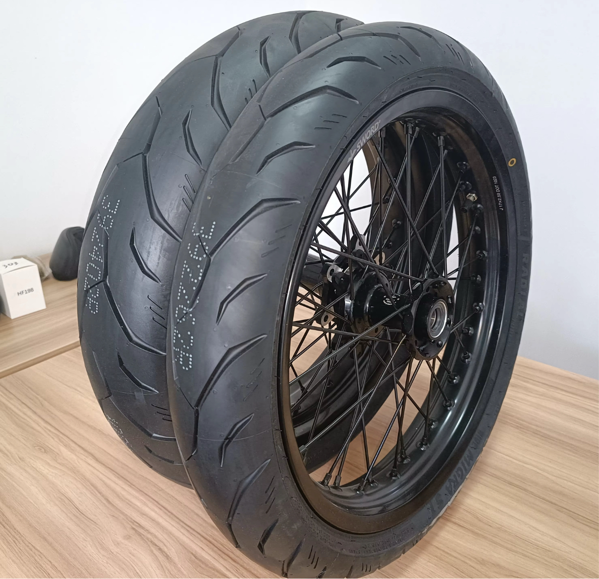 Ultra bee wheel set