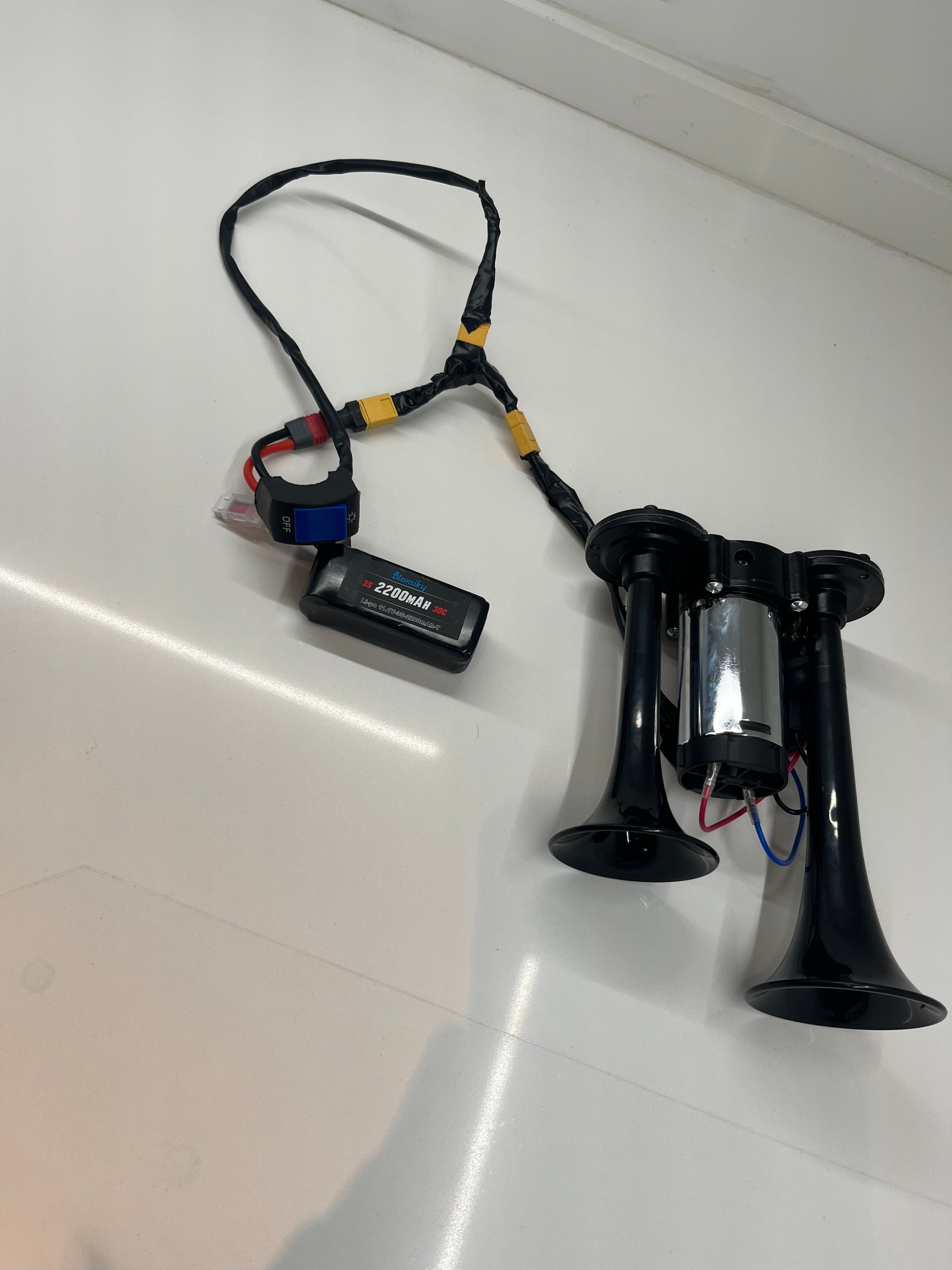 Plug-and-Play Train Horn V1