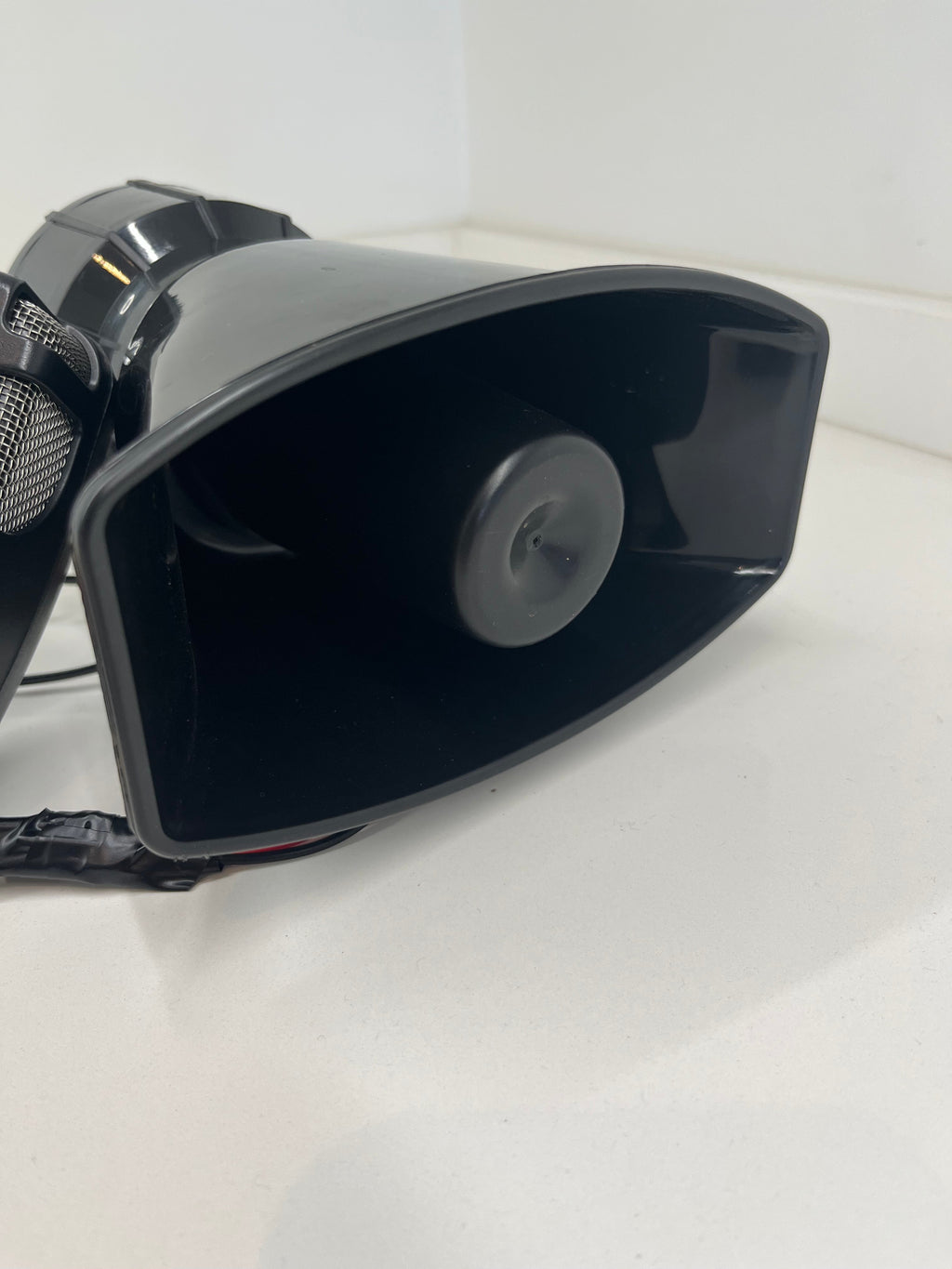 Loud speaker Battery powered For e-bikes/bikes